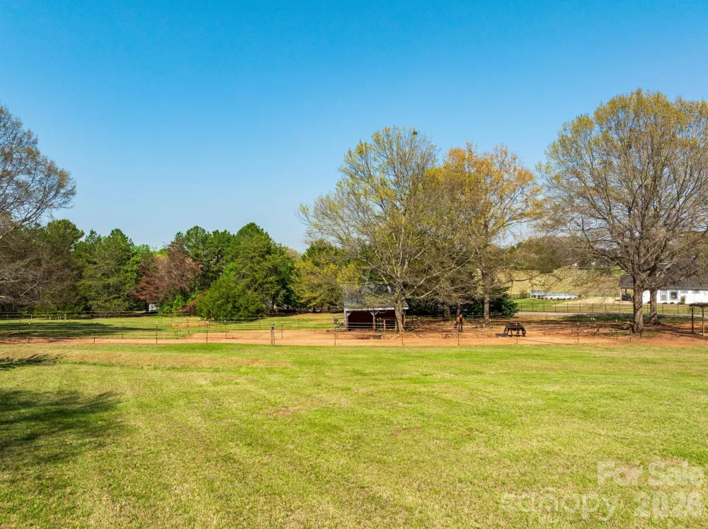 1570 Roddy Road Campobello, SC 29322