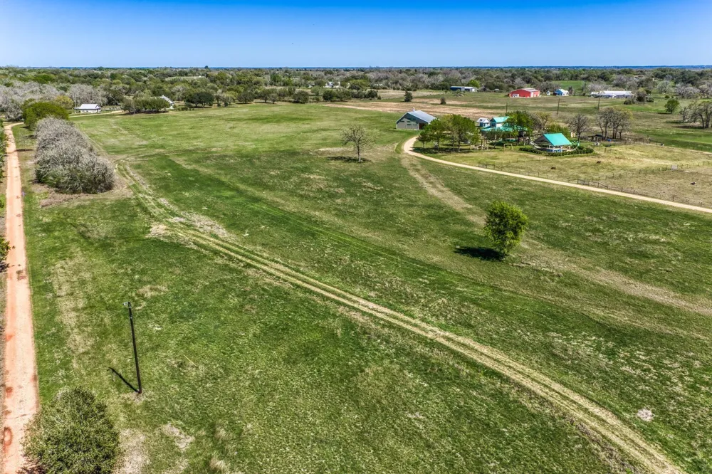 11646 Schuster Rd Round Top, TX 78954