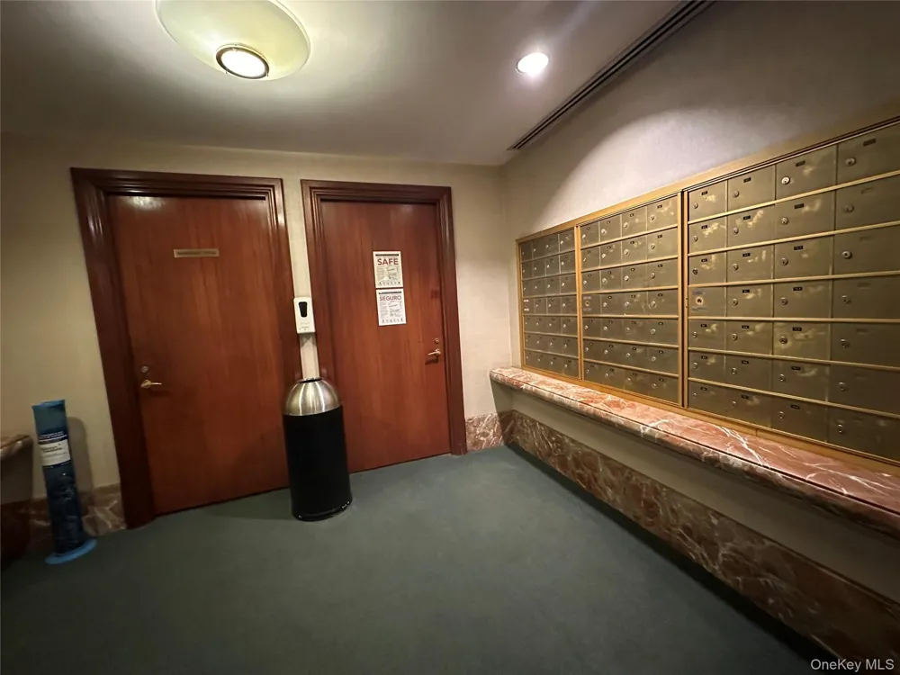 2 S End Avenue #7V New York (Manhattan), NY 10280