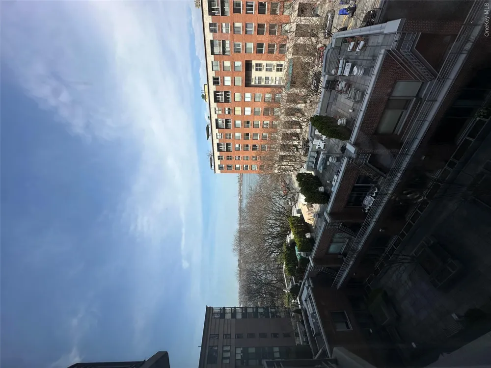 2 S End Avenue #7V New York (Manhattan), NY 10280