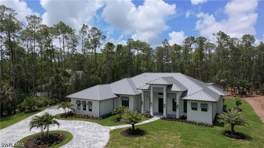 Boxwood Way Naples, FL 34116
