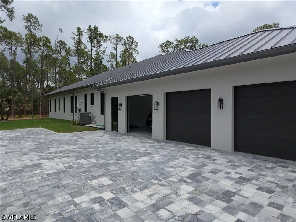 Boxwood Way Naples, FL 34116