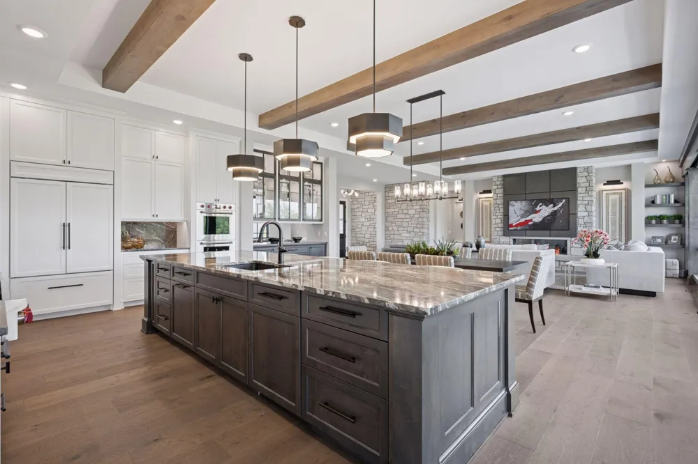 6529 Peaceful Lane Chanhassen, MN 55317