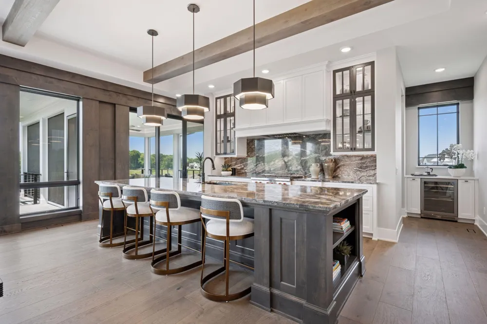 6529 Peaceful Lane Chanhassen, MN 55317