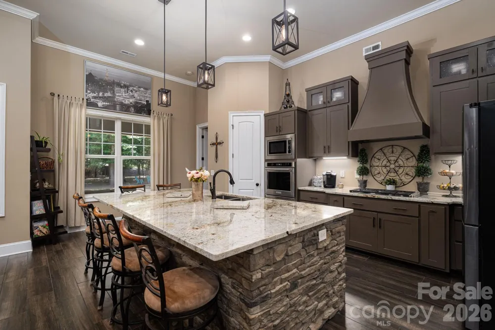489 Evergreen Road Lake Wylie, SC 29710