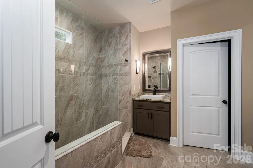 489 Evergreen Road Lake Wylie, SC 29710