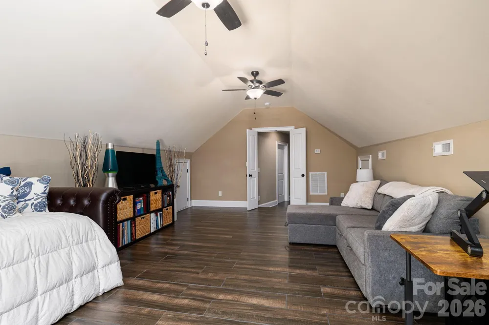 489 Evergreen Road Lake Wylie, SC 29710
