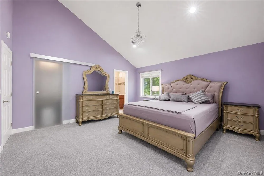 15 Oakhurst Street South Huntington, NY 11746