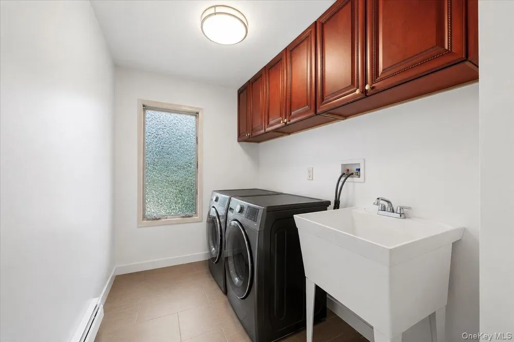 15 Oakhurst Street South Huntington, NY 11746