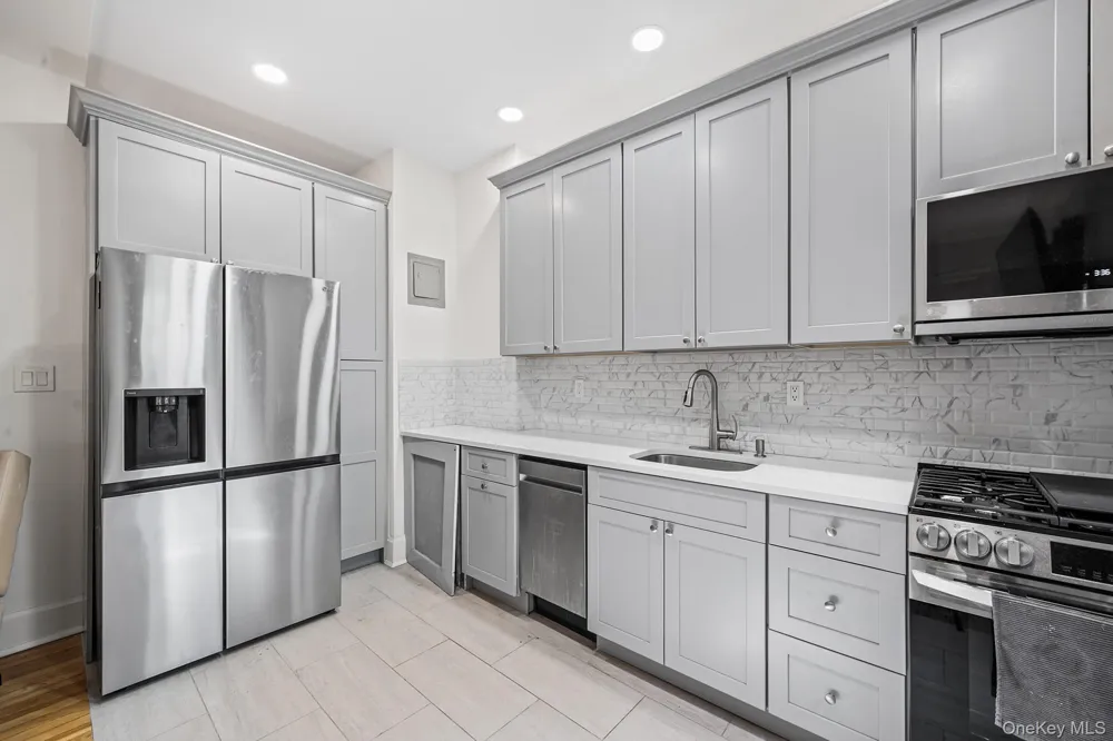68-10 108th Street #1D Forest Hills, NY 11375