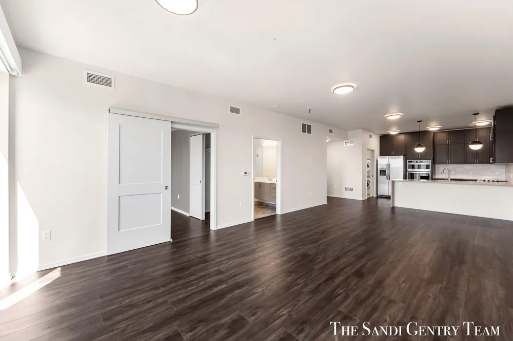 110 W Savidge Street #203 Spring Lake, MI 49456
