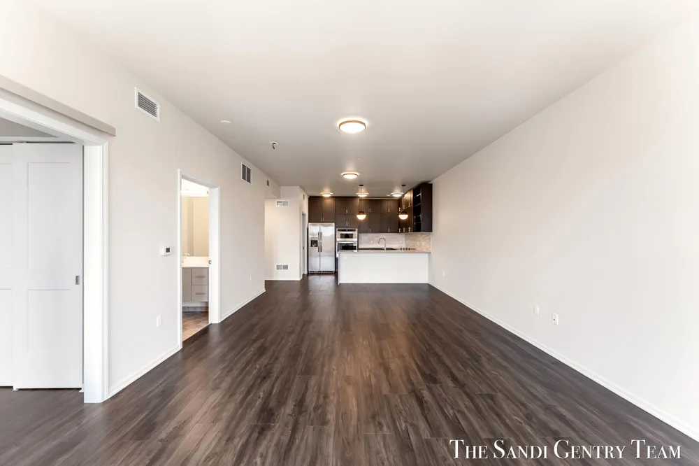 110 W Savidge Street #203 Spring Lake, MI 49456