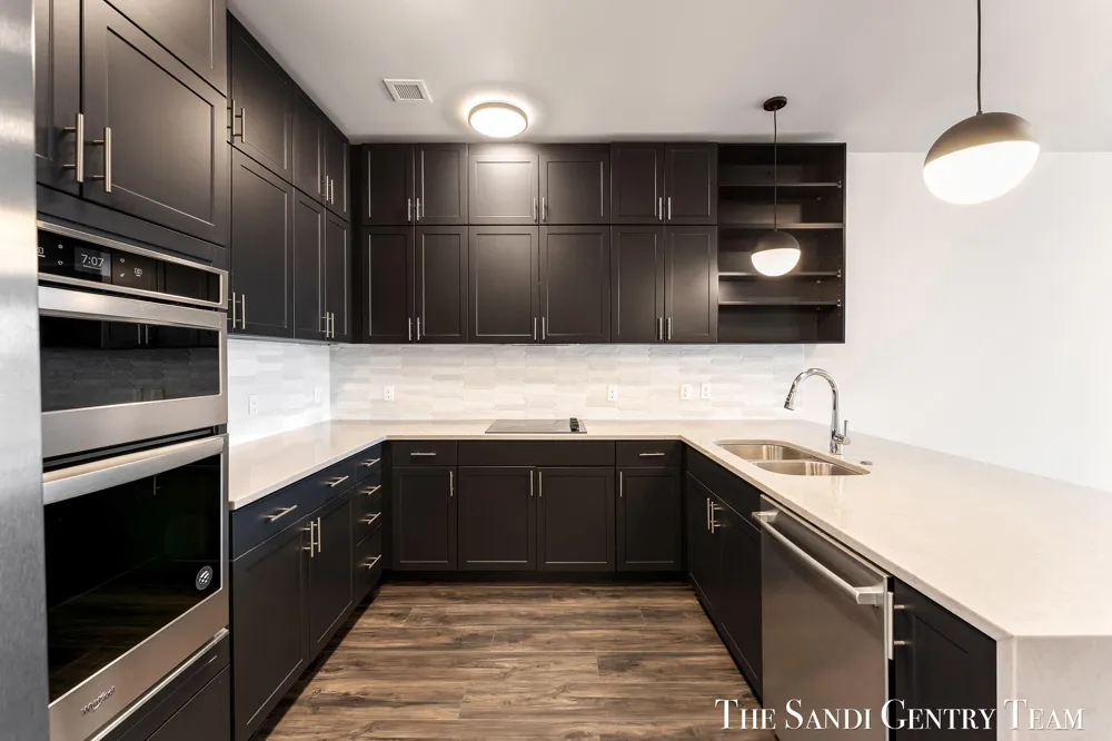 110 W Savidge Street #203 Spring Lake, MI 49456