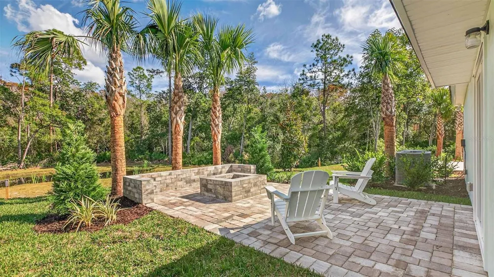13 DIVOT PLACE Bunnell, FL 32110