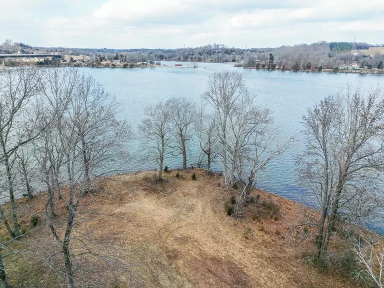 255 Cherokee Dock Rd Lebanon, TN 37087