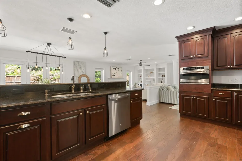 703 NICOMA TRAIL Maitland, FL 32751