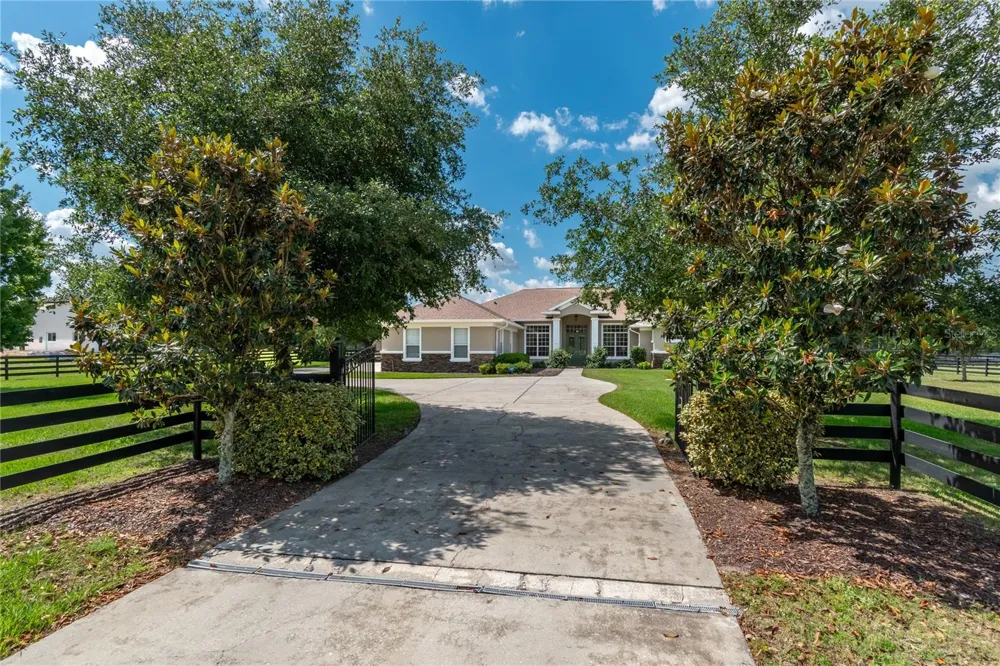 6957 NW 54TH LOOP ocala, FL 34482