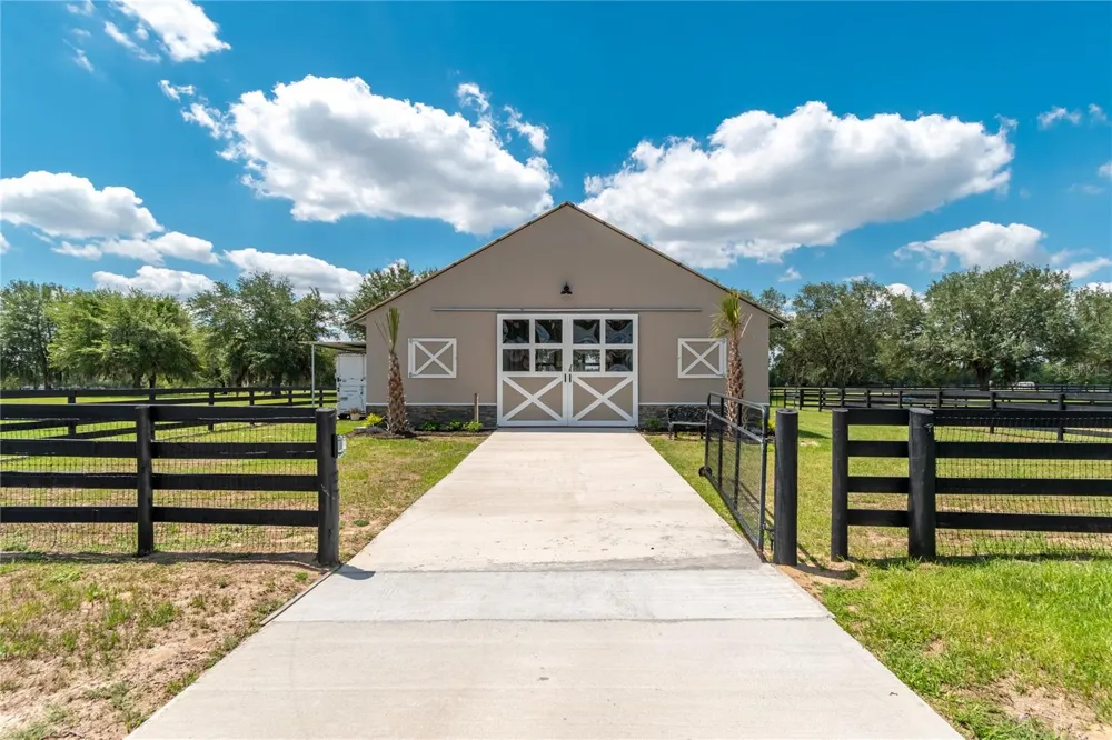 6957 NW 54TH LOOP ocala, FL 34482