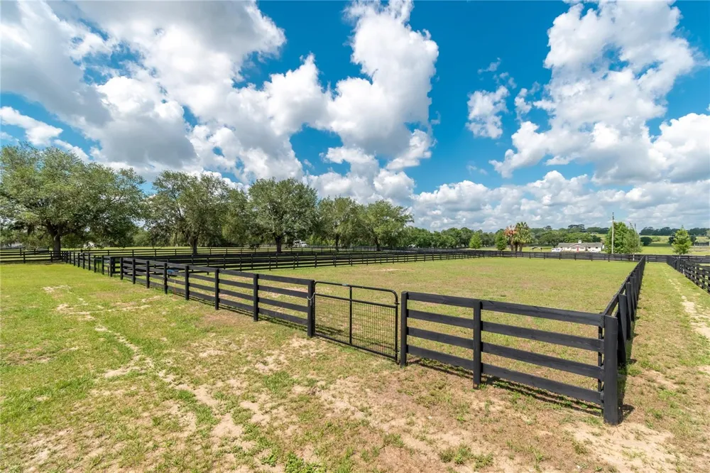 6957 NW 54TH LOOP ocala, FL 34482