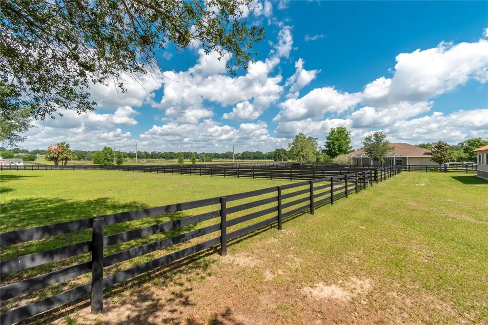 6957 NW 54TH LOOP ocala, FL 34482