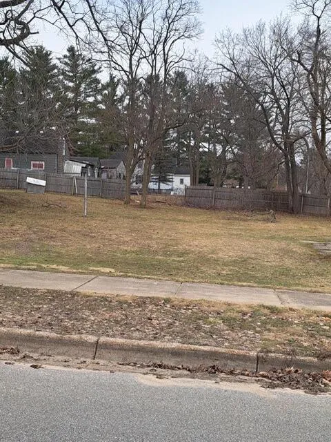 939 Sundberg Street Cadillac City, MI 49601