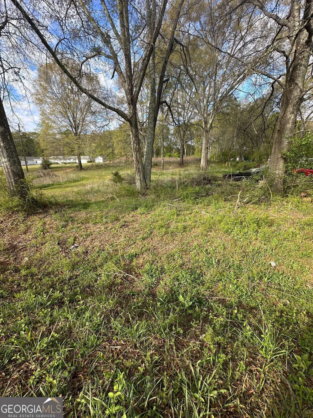 1001 Laboon RD Monroe, GA 30655