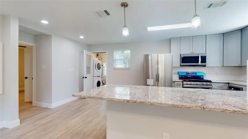 227 Kansas Street Bacliff, TX 77518