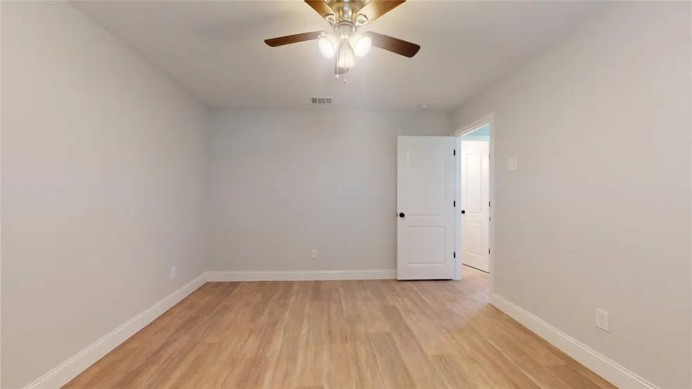 227 Kansas Street Bacliff, TX 77518