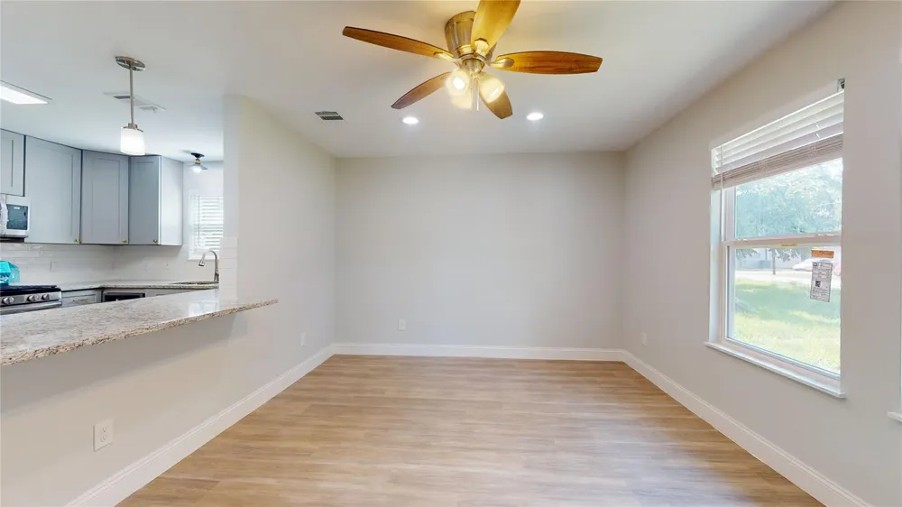 227 Kansas Street Bacliff, TX 77518