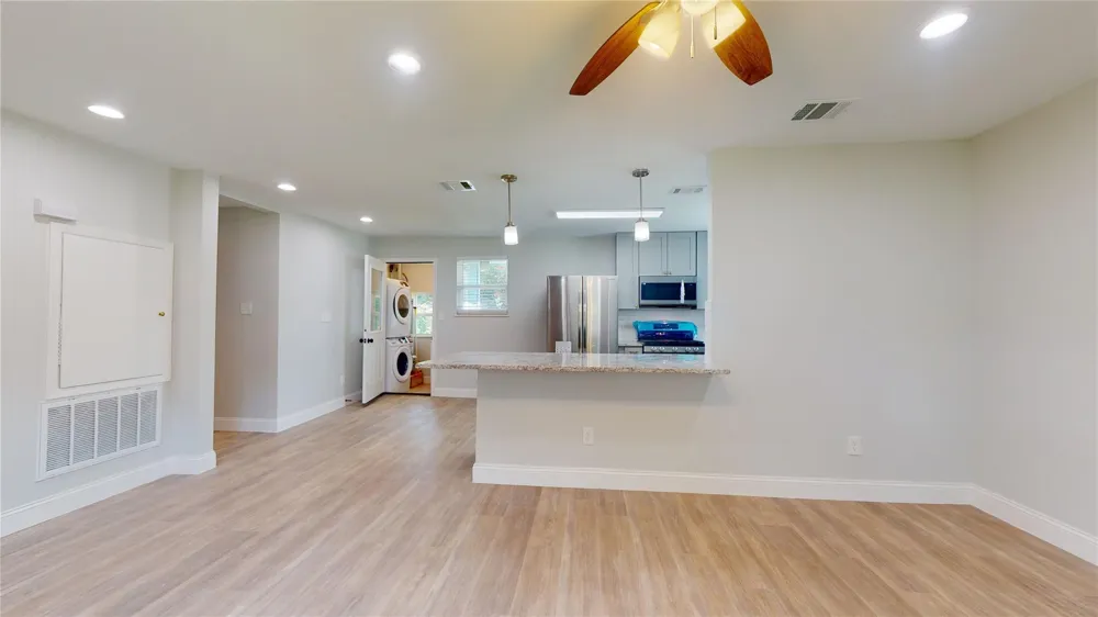 227 Kansas Street Bacliff, TX 77518