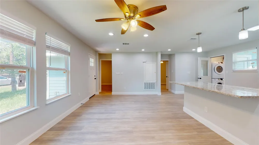 227 Kansas Street Bacliff, TX 77518