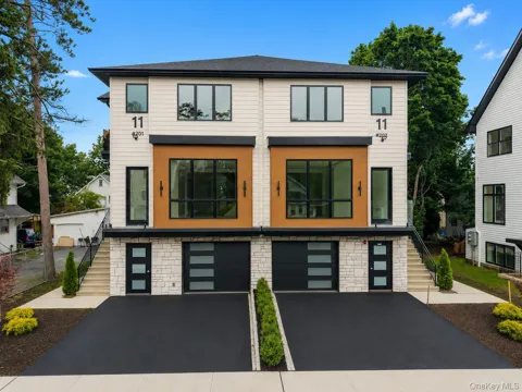 11 Lincoln Street #201