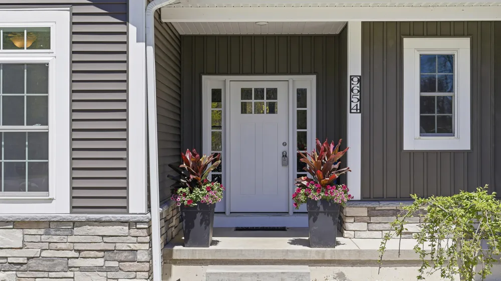 9654 Aberdeen Court Canadian Lakes, MI 49346