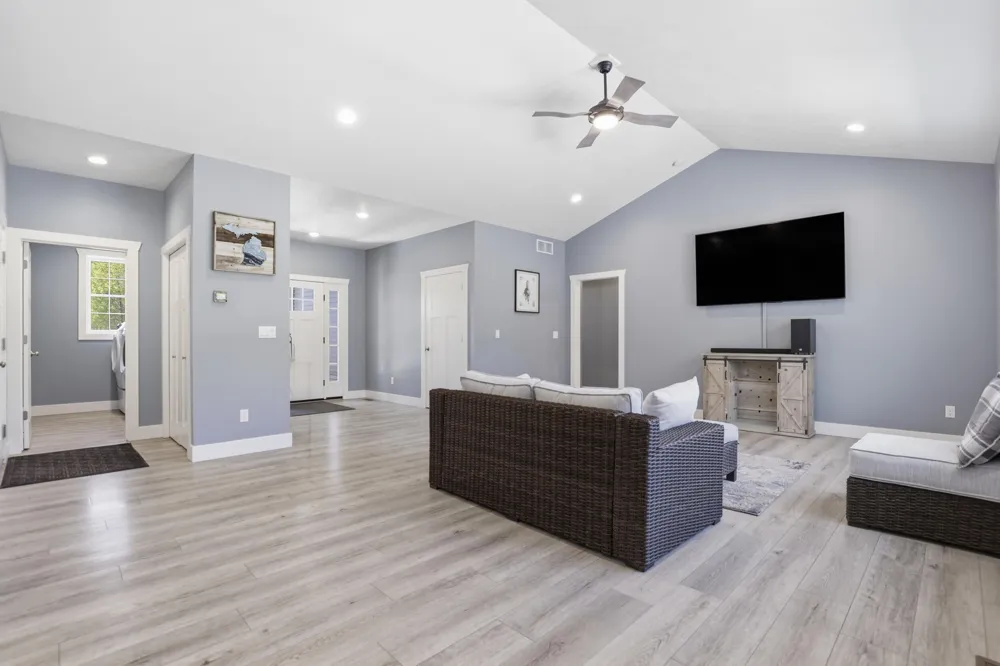 9654 Aberdeen Court Canadian Lakes, MI 49346