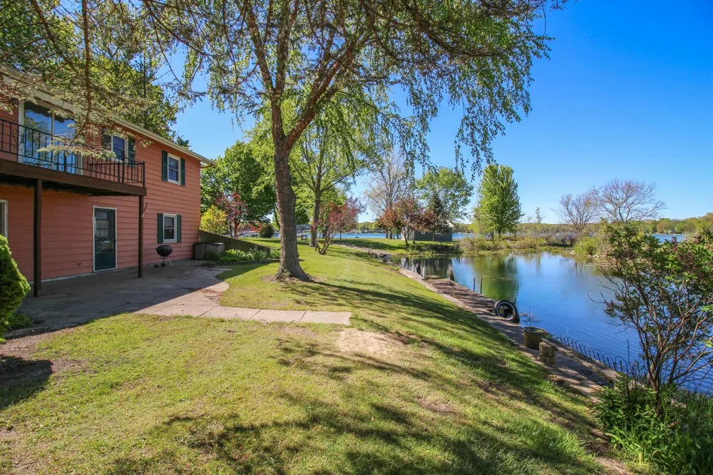 57436 Gearharts Landing Road Three Rivers, MI 49093