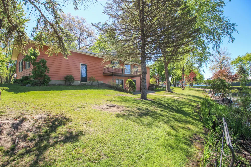 57436 Gearharts Landing Road Three Rivers, MI 49093