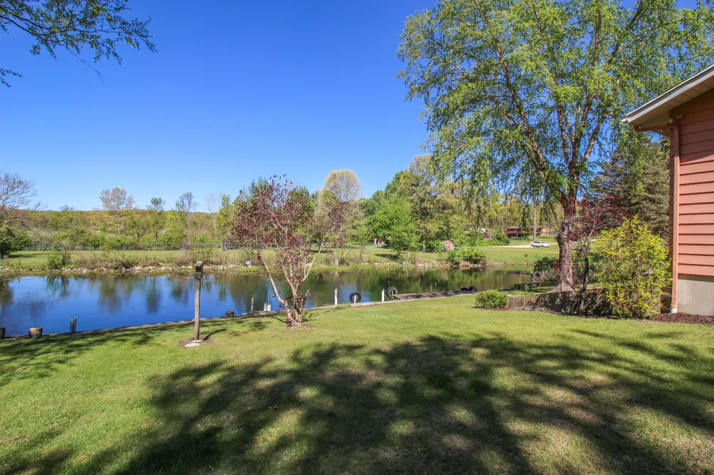 57436 Gearharts Landing Road Three Rivers, MI 49093