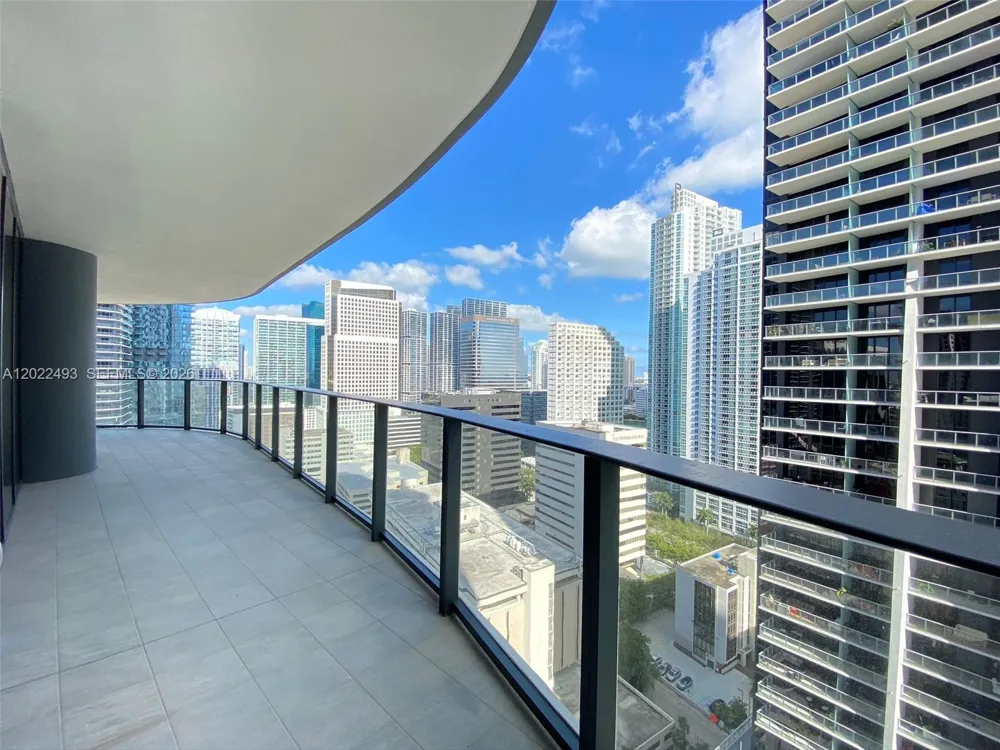 1000 Brickell Plz #2715 Miami, FL 33131