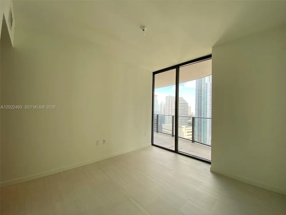 1000 Brickell Plz #2715 Miami, FL 33131