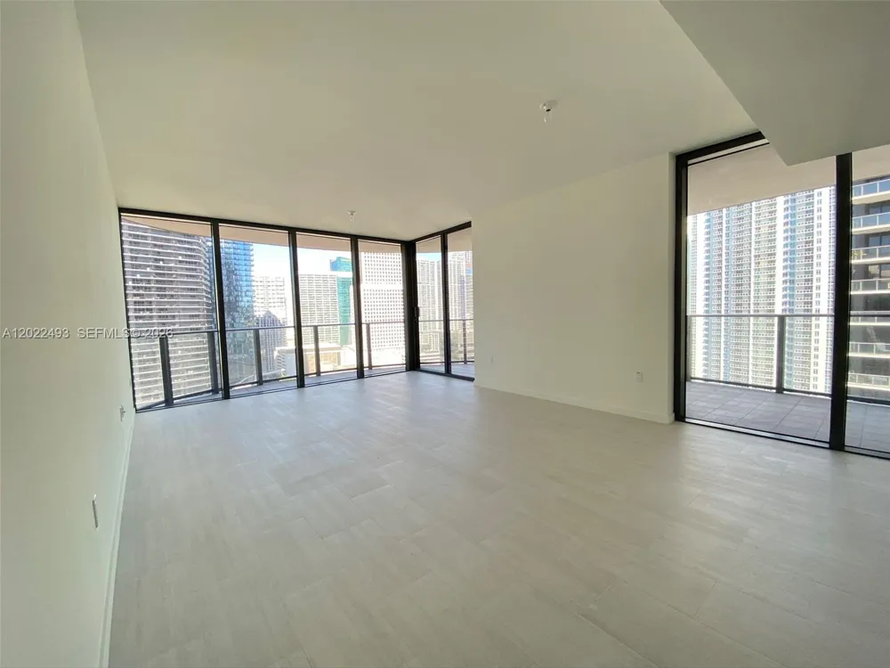 1000 Brickell Plz #2715 Miami, FL 33131