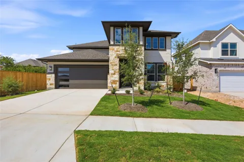 624 Breeze Hollow Lane