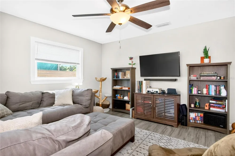 3608 W CARMEN STREET Tampa, FL 33609
