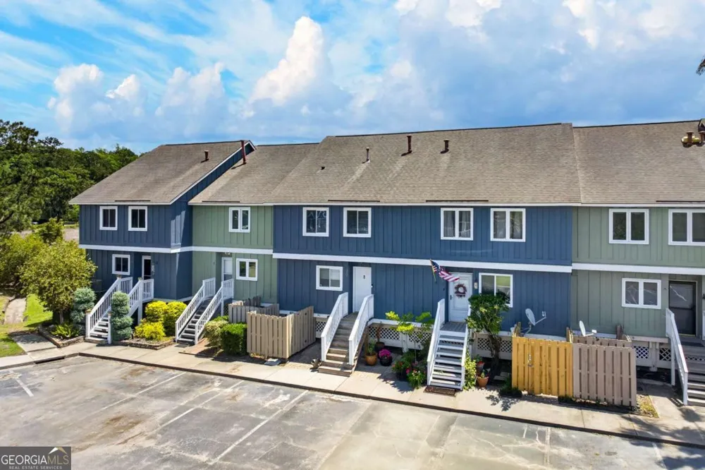 12502 Apache AVE Savannah, GA 31419