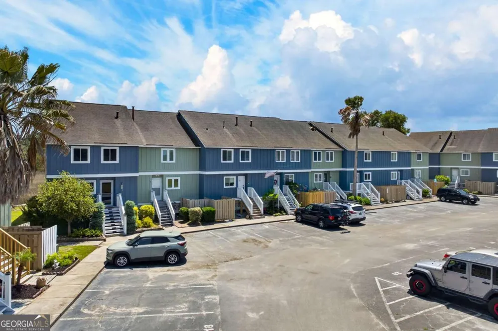 12502 Apache AVE Savannah, GA 31419