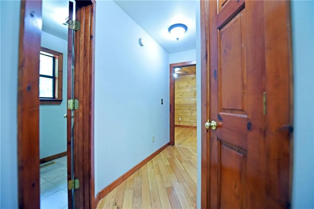 3857 Gumlog Road Young Harris, GA 30582