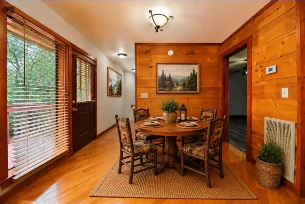3857 Gumlog Road Young Harris, GA 30582