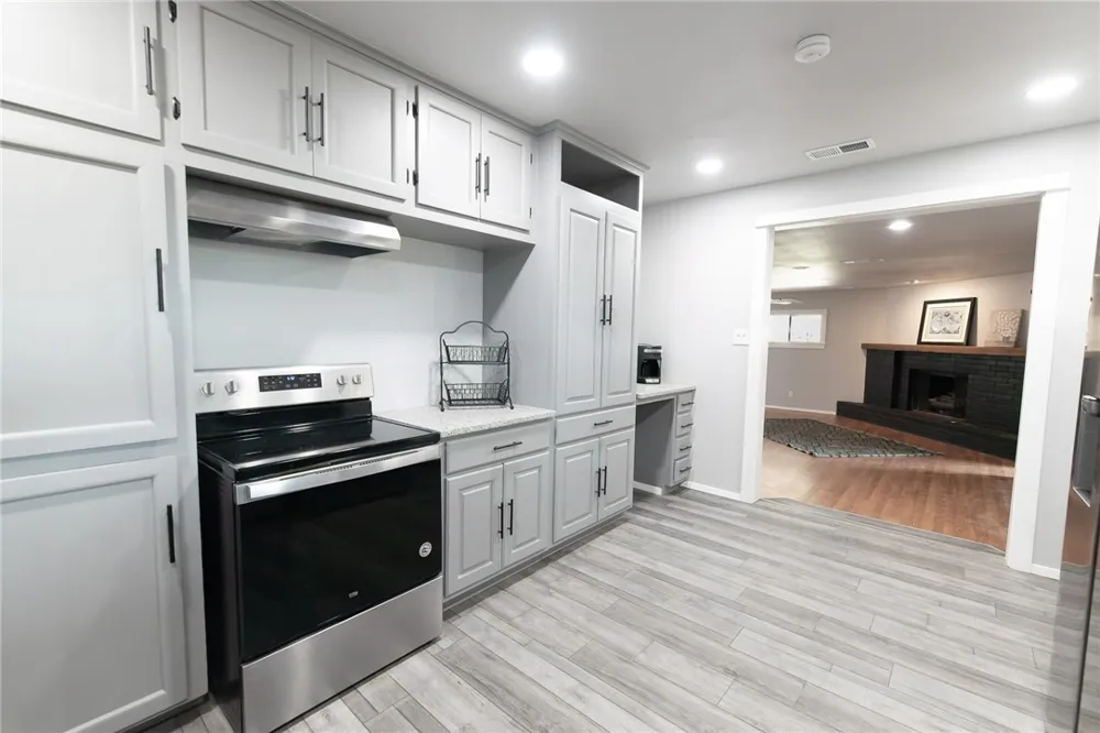 306 W Hutchinson Street Beeville, TX 78102