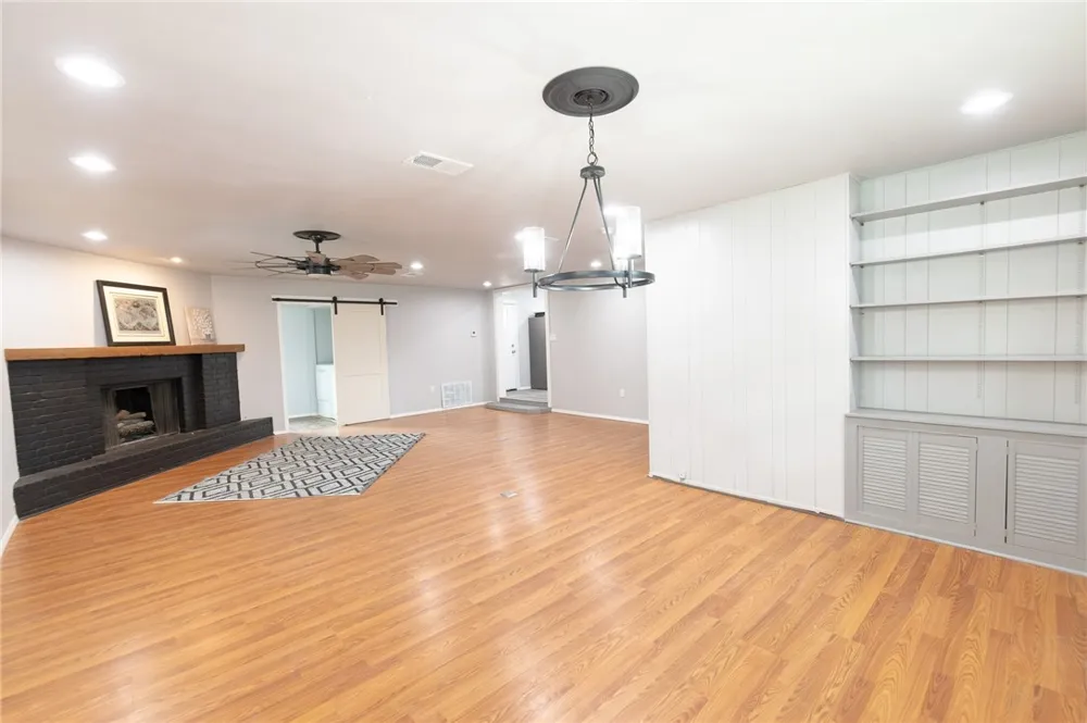 306 W Hutchinson Street Beeville, TX 78102