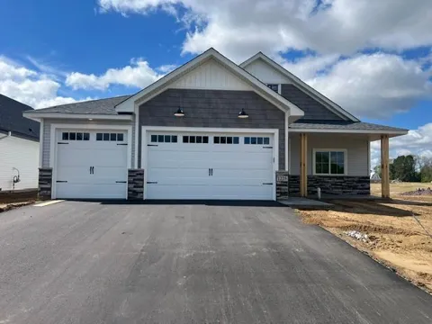 1225 Honeysuckle Lane
