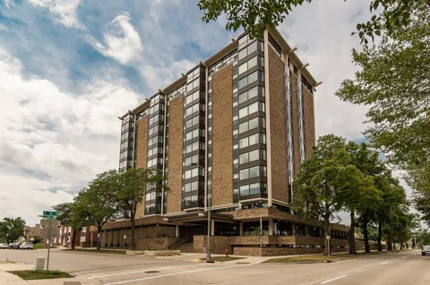 207 5th Avenue SW #1001